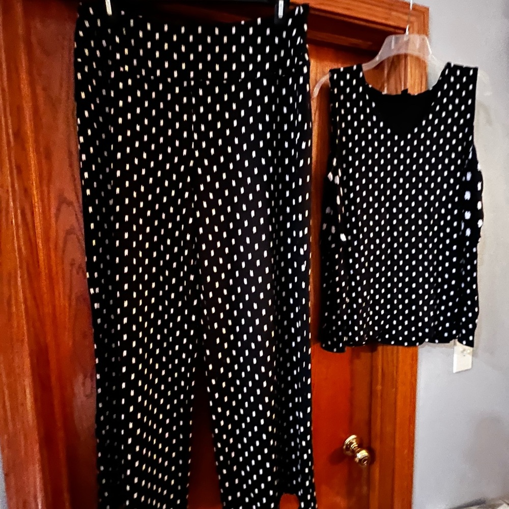 J.Jill two piece outfit - black & white